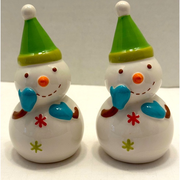 Target Snowman Ceramic Salt and Pepper Shakers Holiday Christmas Retired - Picture 1 of 4